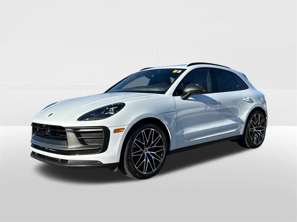 2024 Porsche Macan T