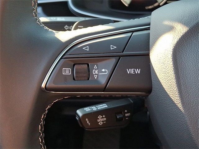 2024 Audi Q8 55 Premium Plus photo 25