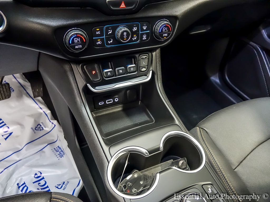 2021 GMC TERRAIN - Image 19