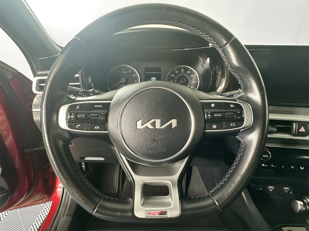 2022 Kia K5 GT-Line photo 14