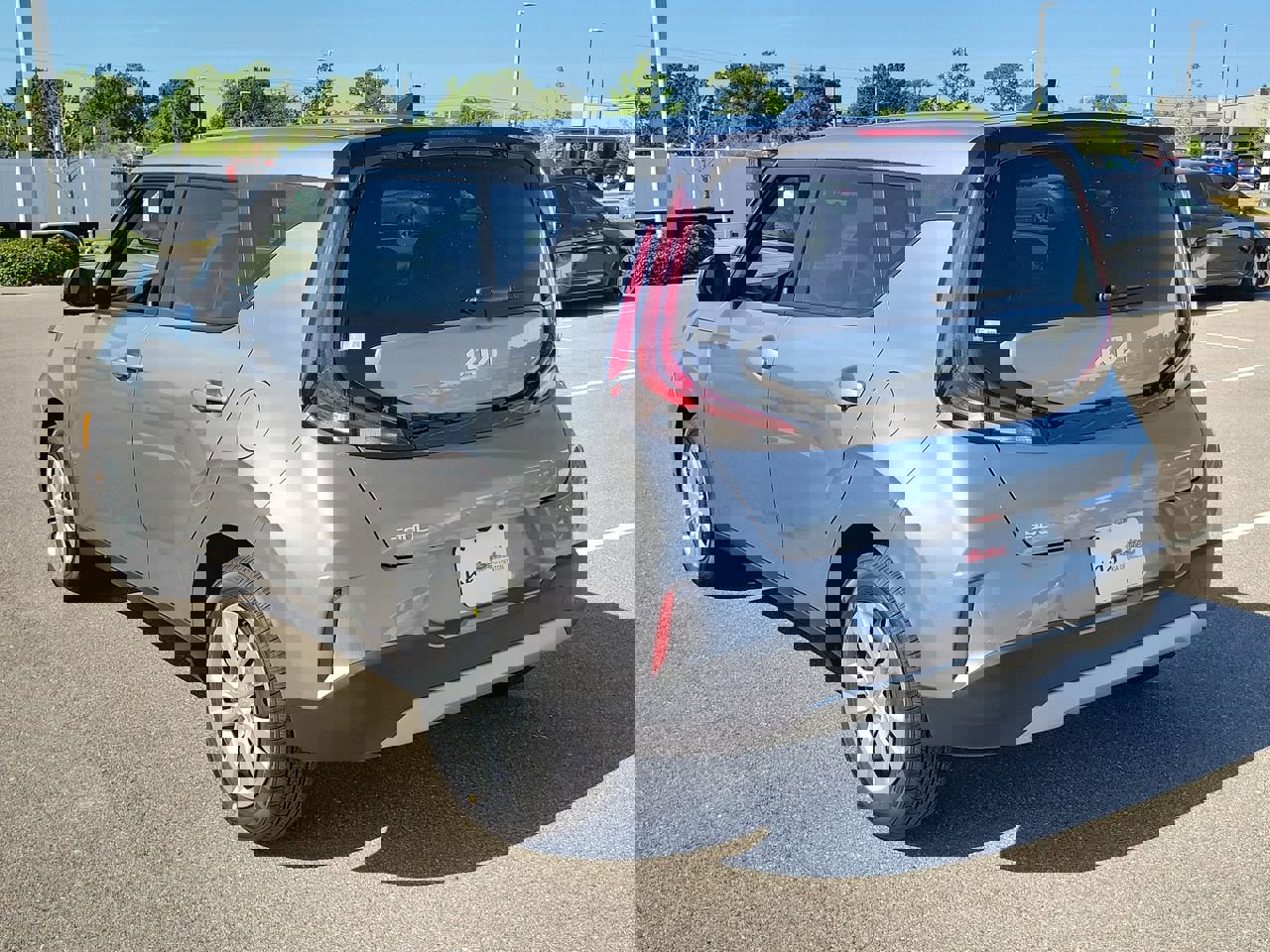 2025 Kia Soul LX photo 6