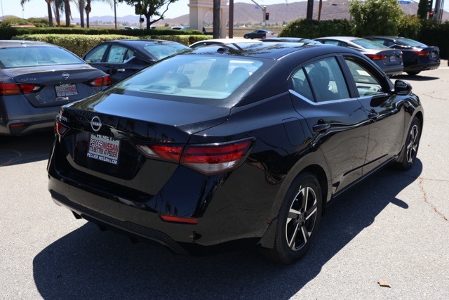 2025 Nissan Sentra SV photo 4