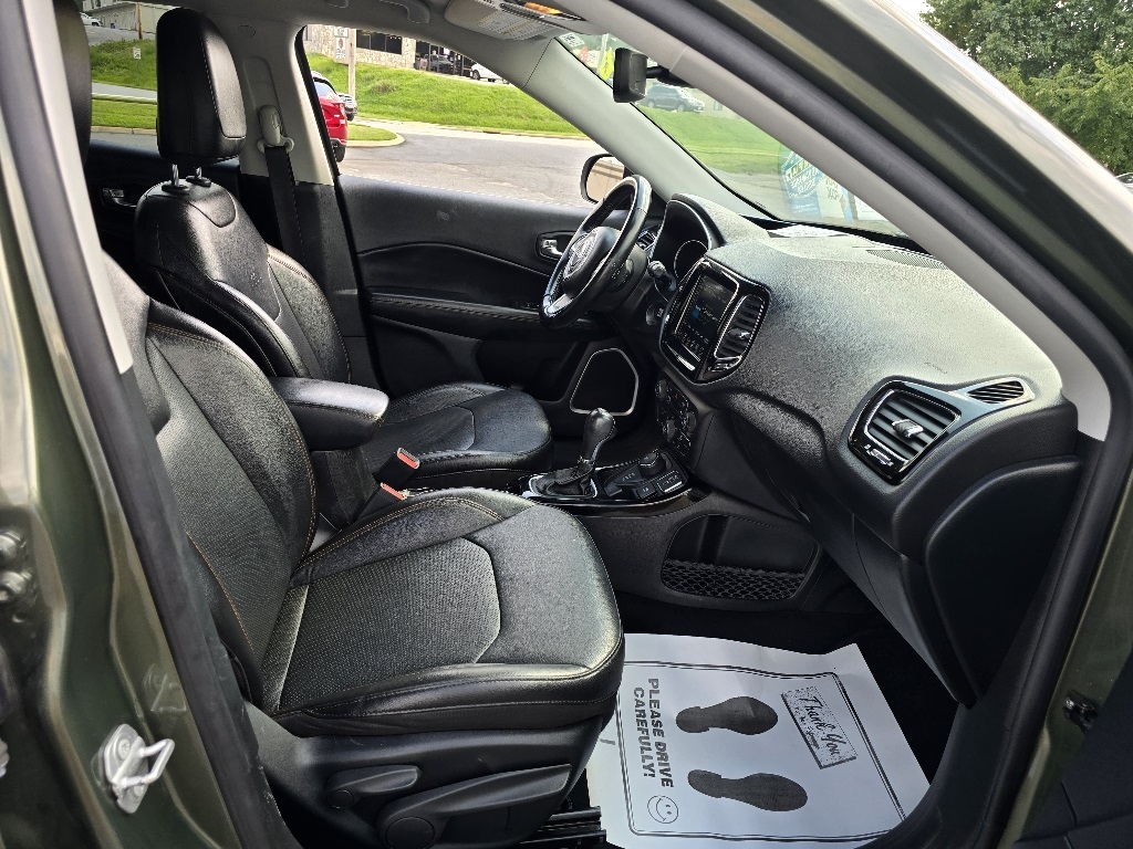 2021 Jeep Compass Limited photo 13