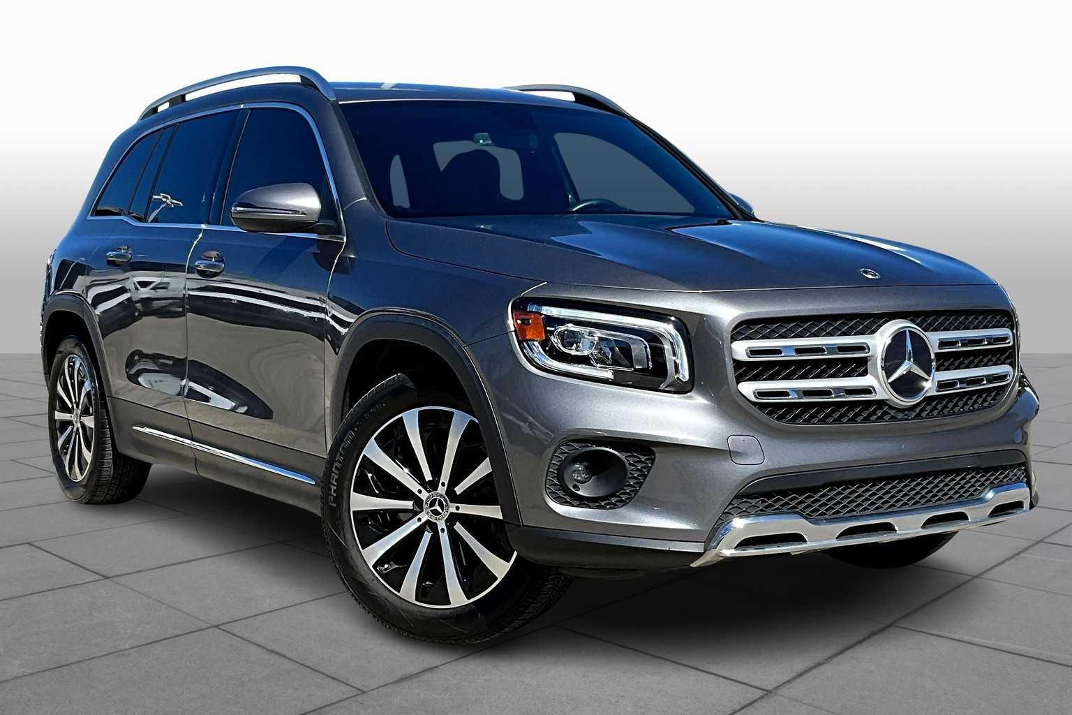 2023 Mercedes Benz GLB 250 4MATIC photo 2