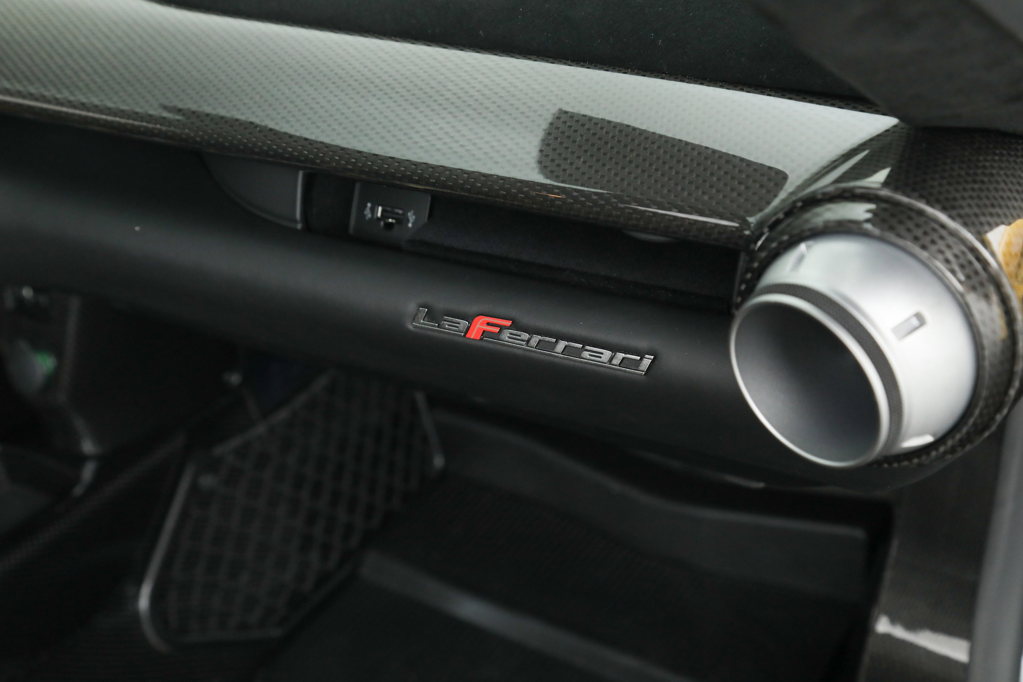 Certified Used 2014 Yellow Ferrari  image 41