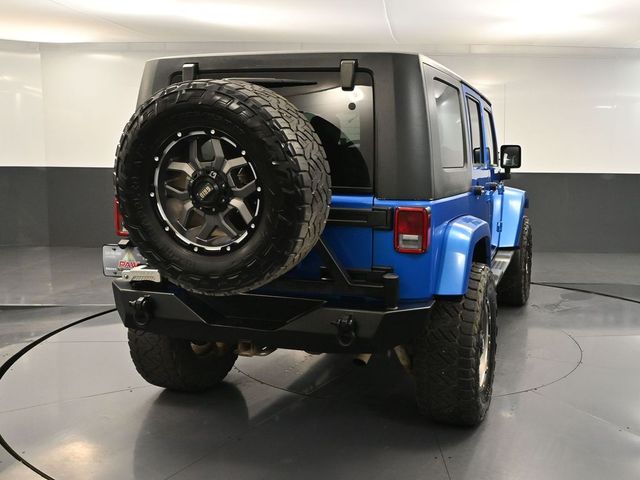 2014 Jeep Wrangler Unlimited Sahara photo 4