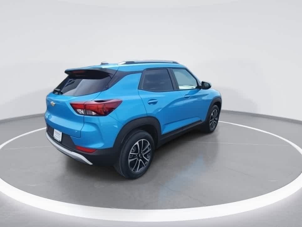 2025 Chevrolet Trailblazer LT photo 8