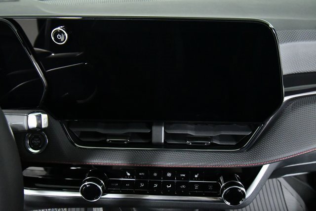 2026 Chevrolet Equinox RS photo 3