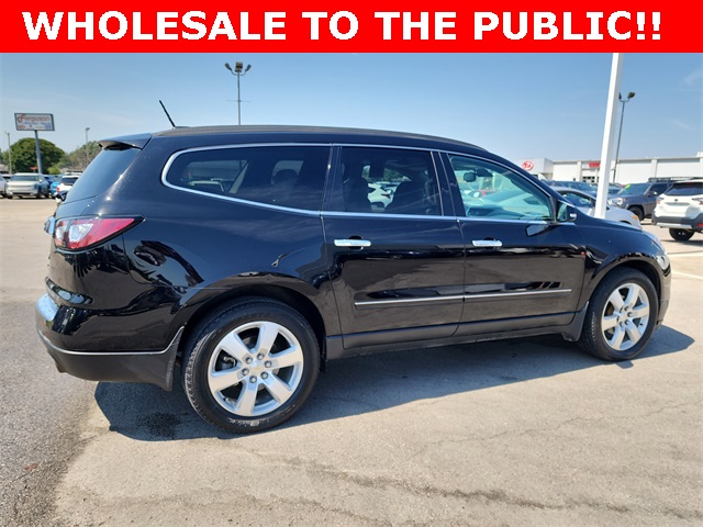 2016 Chevrolet Traverse LTZ photo 2