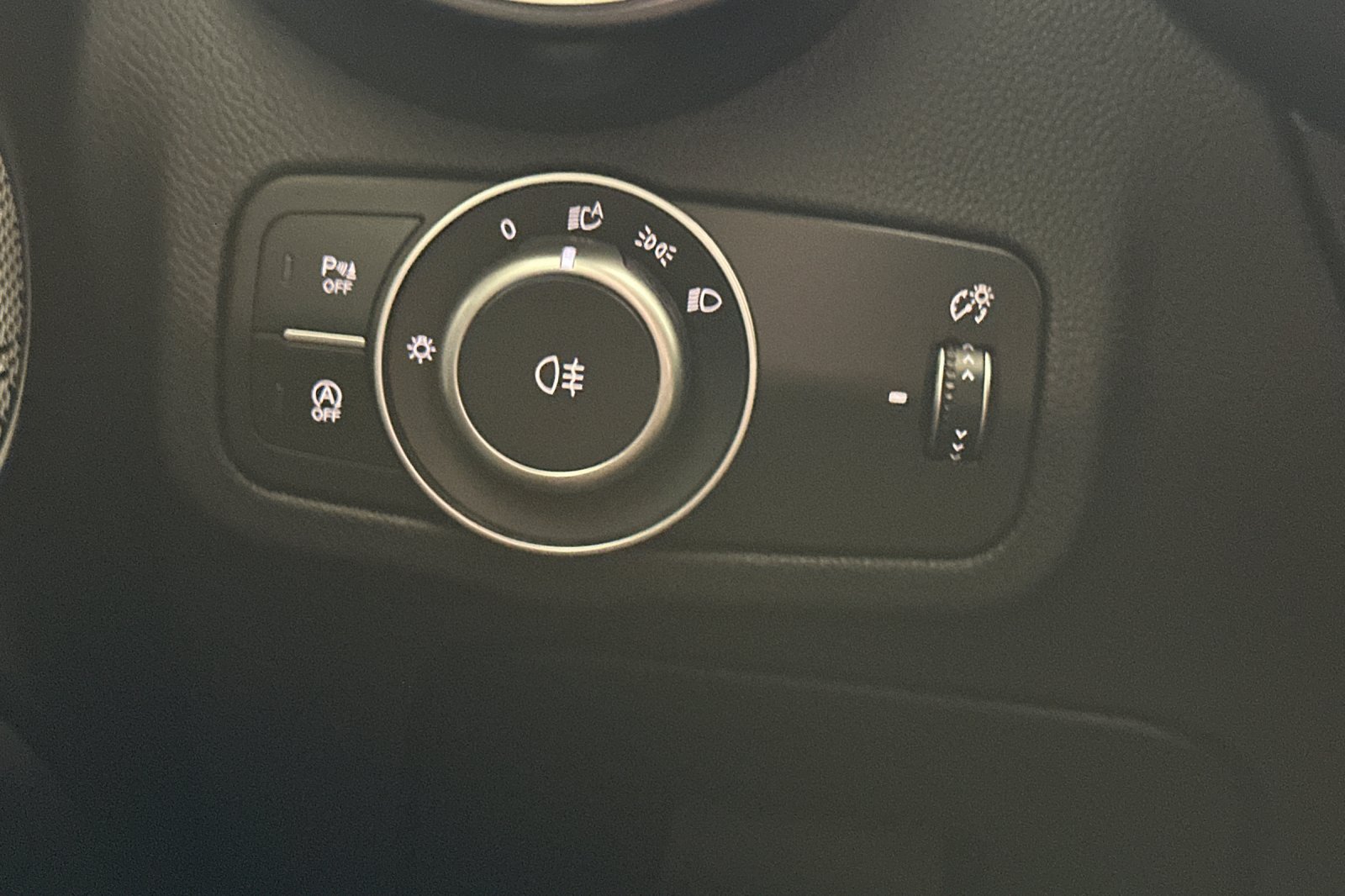 2022 Alfa Romeo Stelvio Ti photo 28