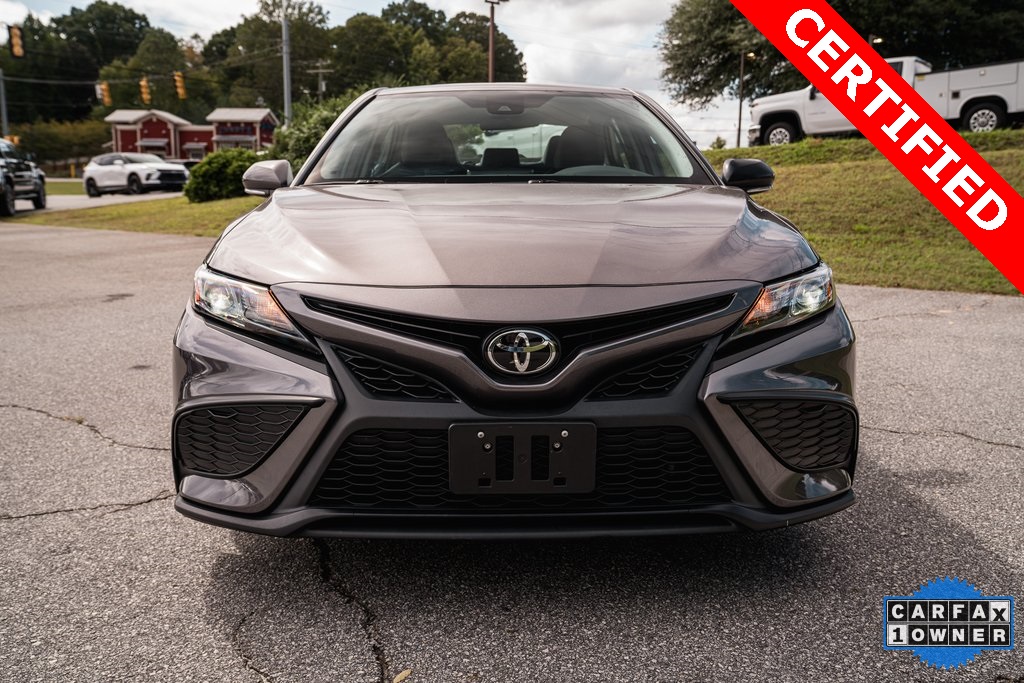 2023 Toyota Camry SE photo 2