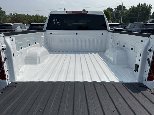 2026 Chevrolet Silverado 1500 LT photo 15