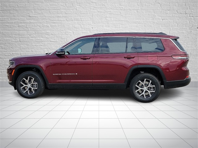 2025 Jeep Grand Cherokee Limited photo 2