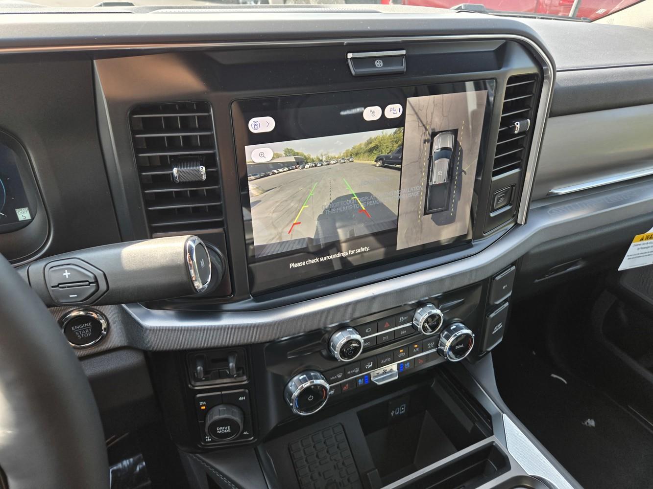 2026 Ford F-350 Platinum photo 8