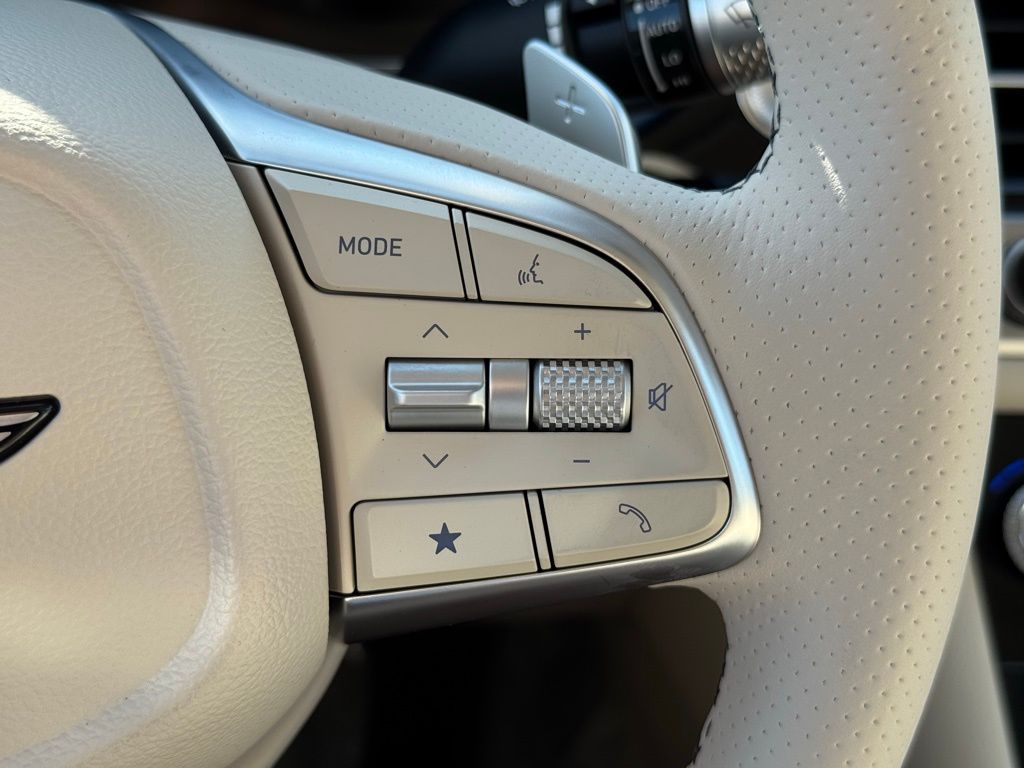 2026 Genesis G70 2.5T Prestige photo 24