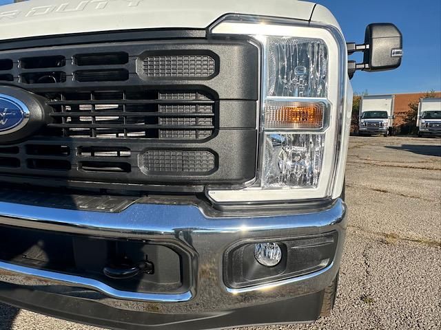 2024 Ford F-350 XL photo 17