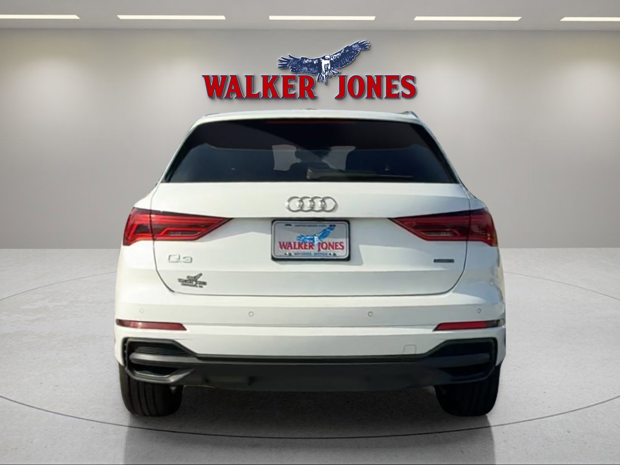 2023 Audi Q3 S line Premium photo 3