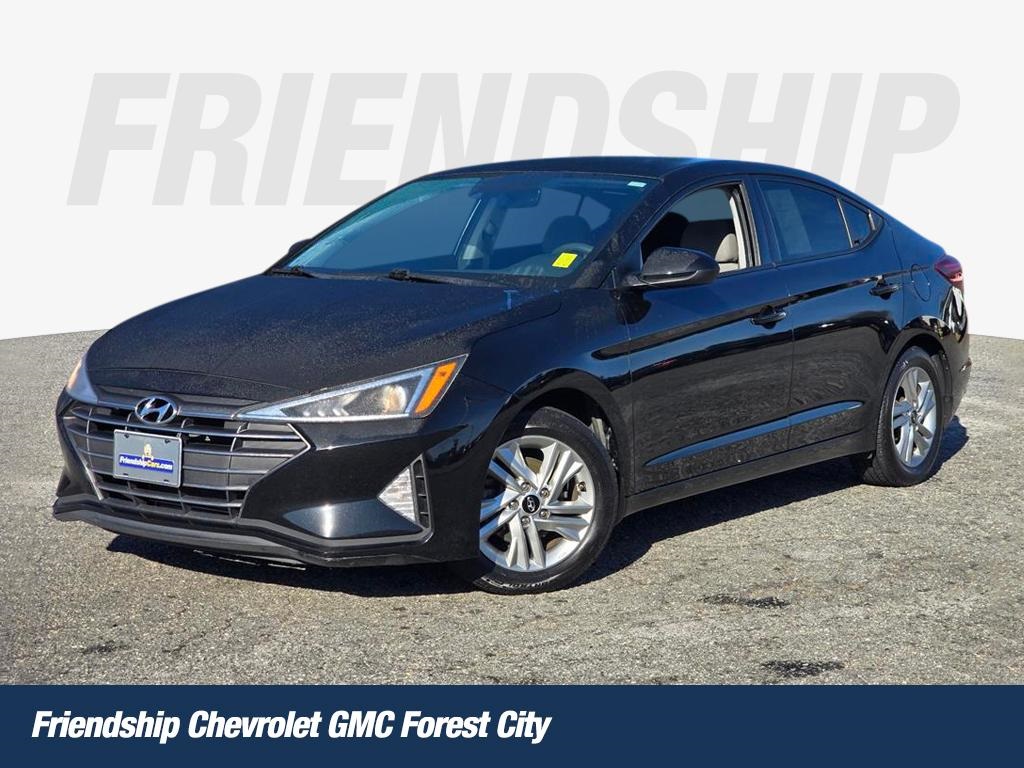 2020 Hyundai Elantra SEL's photo