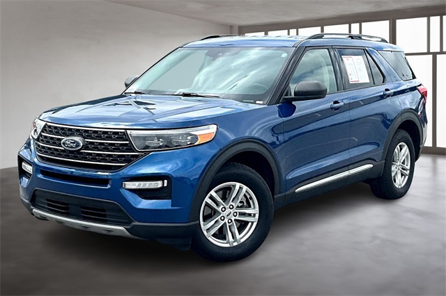 2022 Ford Explorer XLT photo 2