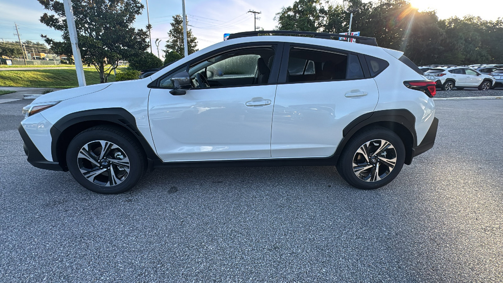 2025 Subaru Crosstrek Premium photo 3