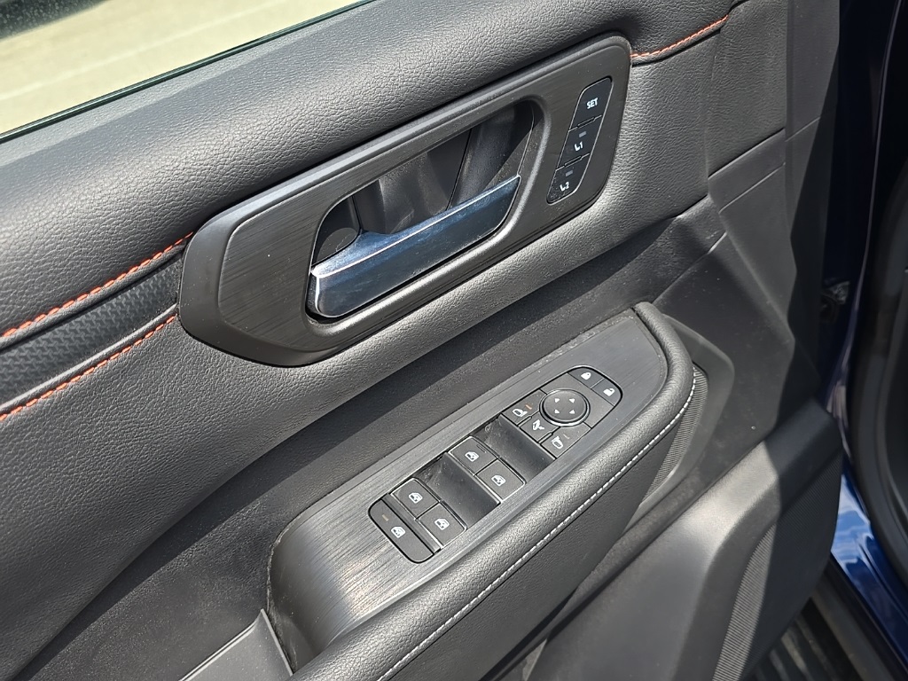 2025 Nissan Armada photo 9