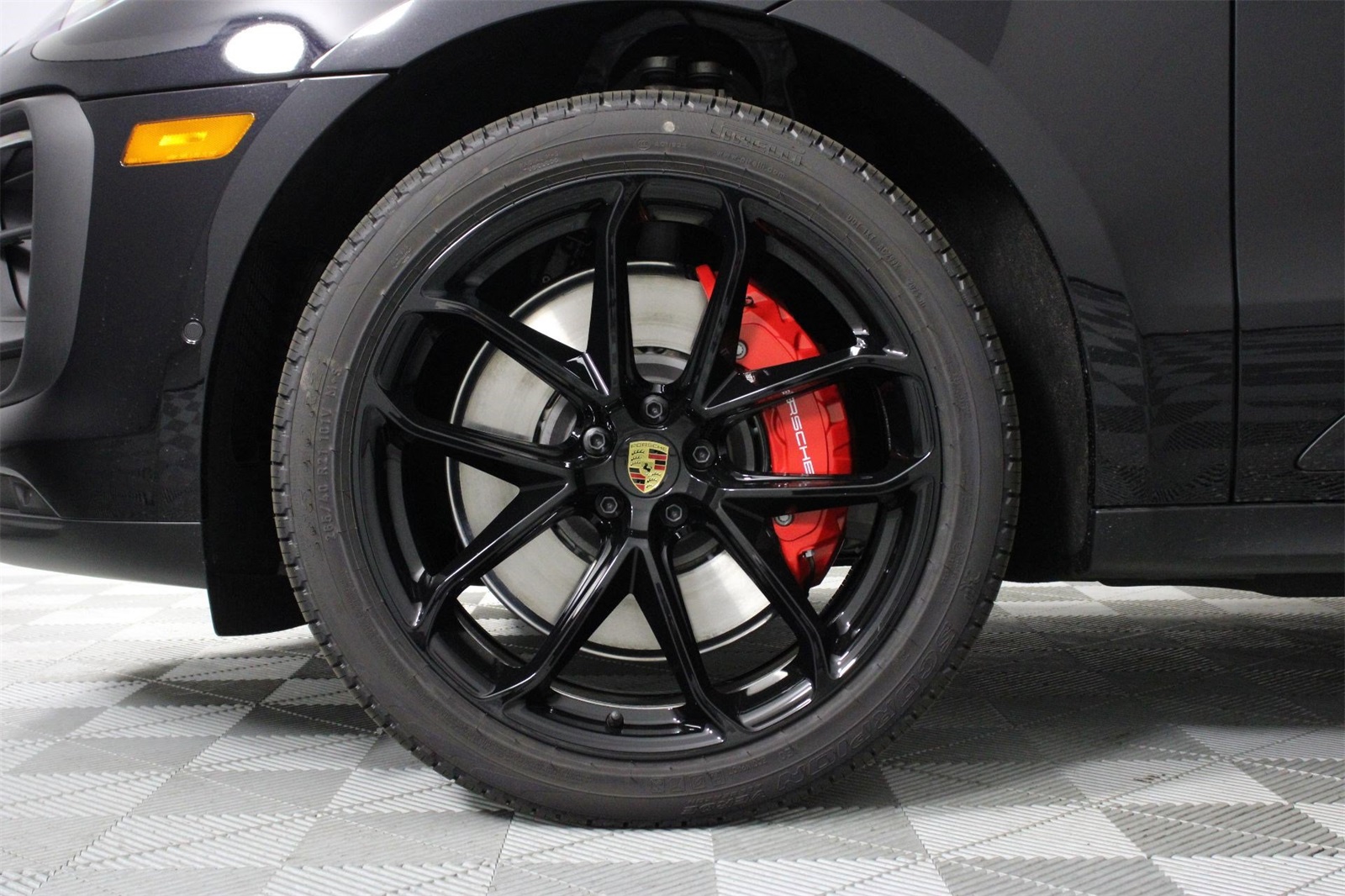 2026 Porsche Macan GTS photo 15