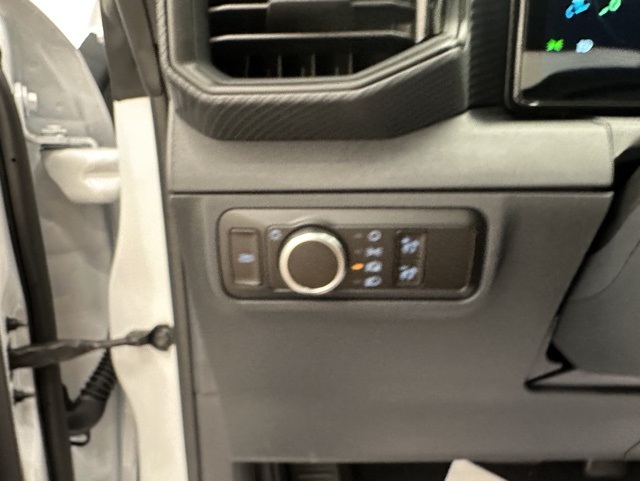 2025 Ford Mustang EcoBoost photo 23