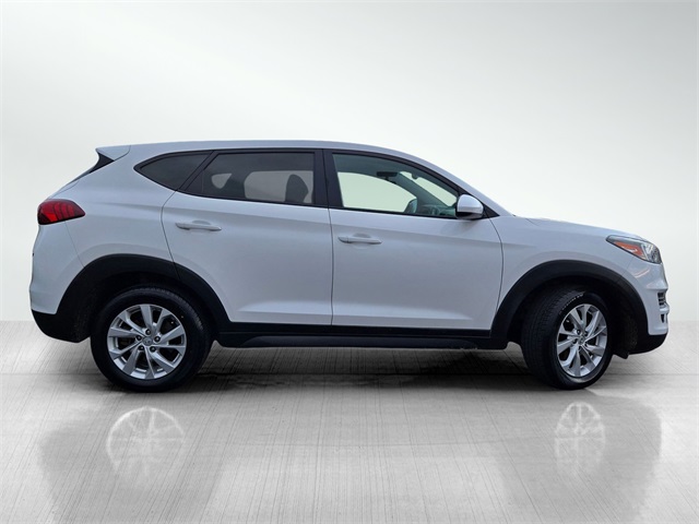 2019 Hyundai Tucson SE photo 2