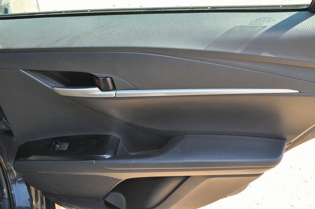 2025 Toyota Camry LE photo 25