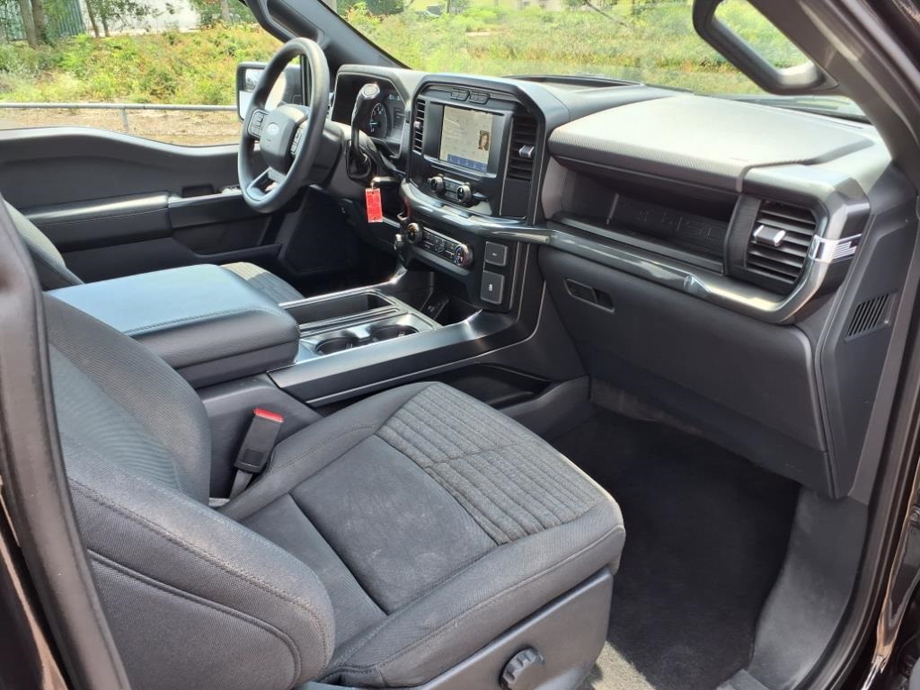 2023 Ford F-150 XL photo 13