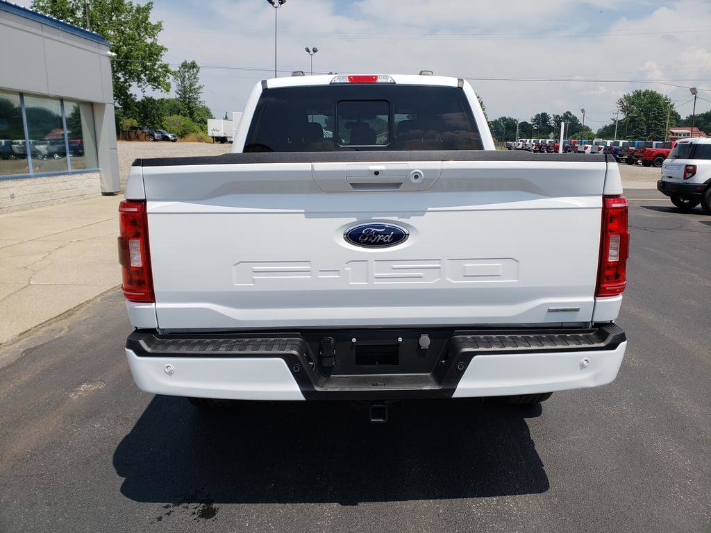 2023 Ford F-150 XLT photo 4