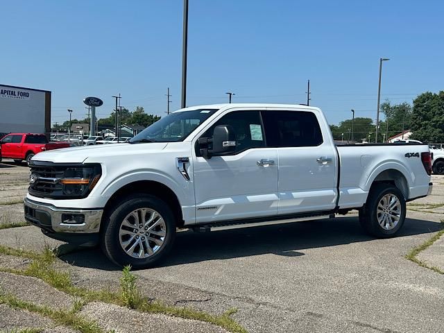 2025 Ford F-150 XLT photo 2