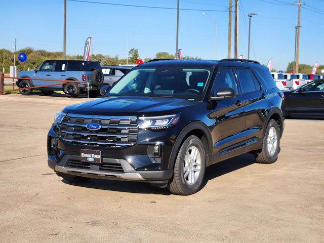 2026 Ford Explorer photo 2