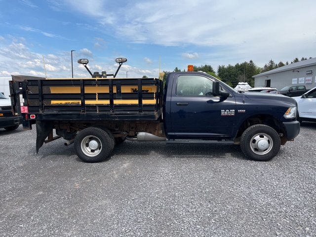 2016 Ram 3500 Tradesman photo 2