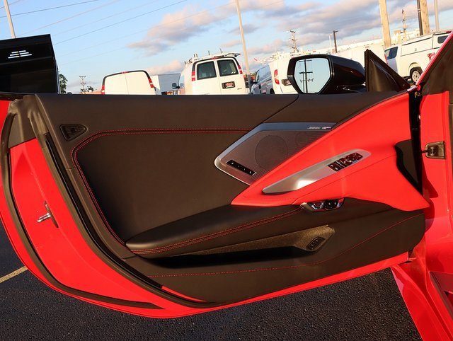 2020 Chevrolet Corvette Stingray 2LT photo 21