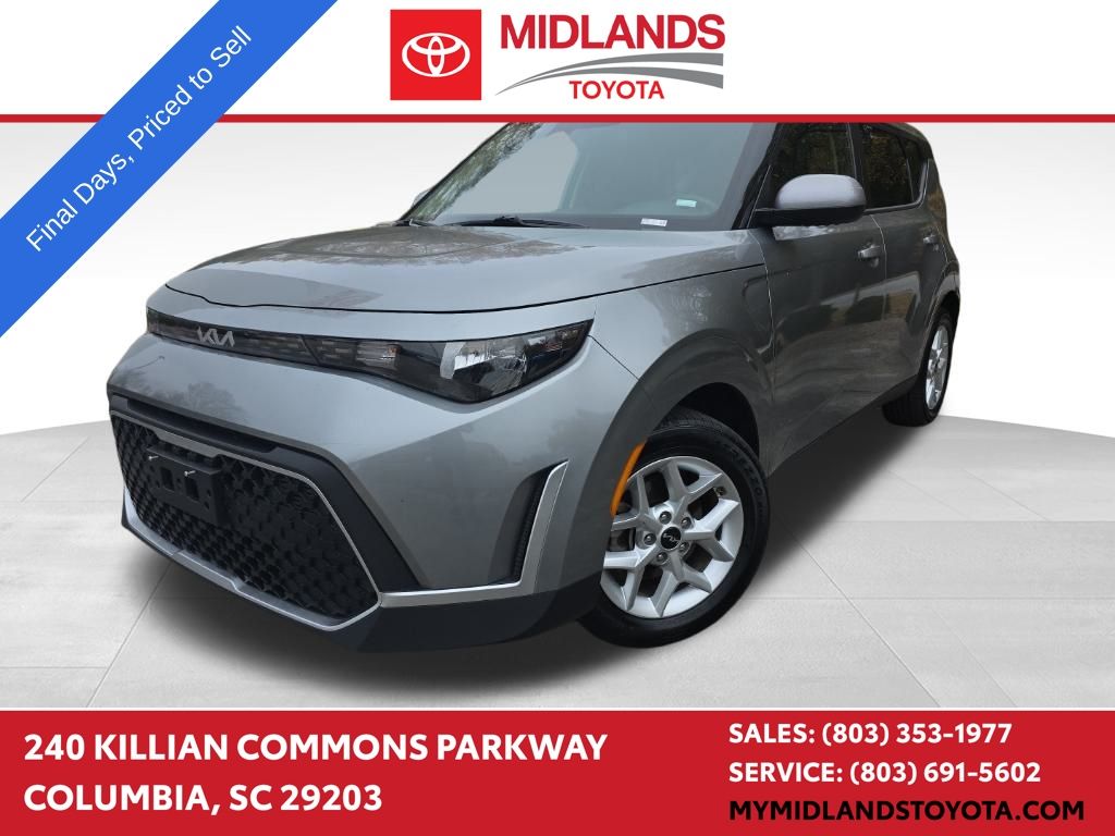 2023 Kia Soul LX's photo
