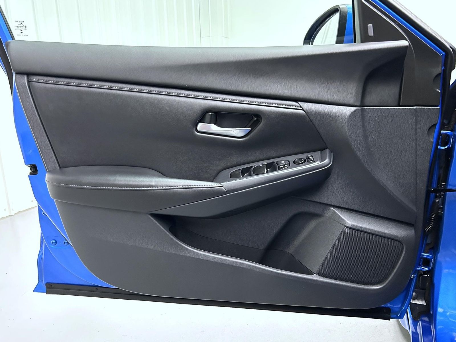 2022 Nissan Sentra SV photo 9