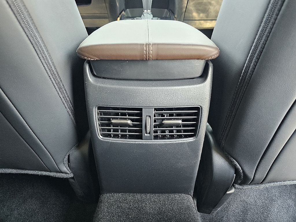 2025 Mazda CX-30 2.5 S Premium photo 9