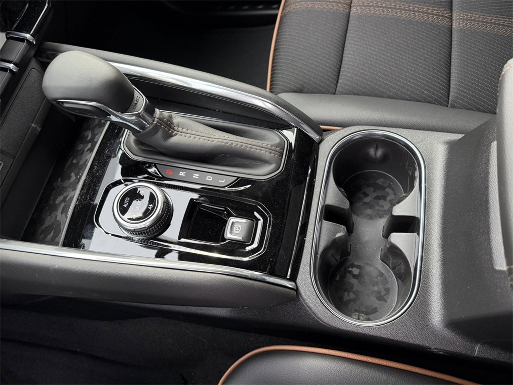 2026 GMC CANYON - Image 24