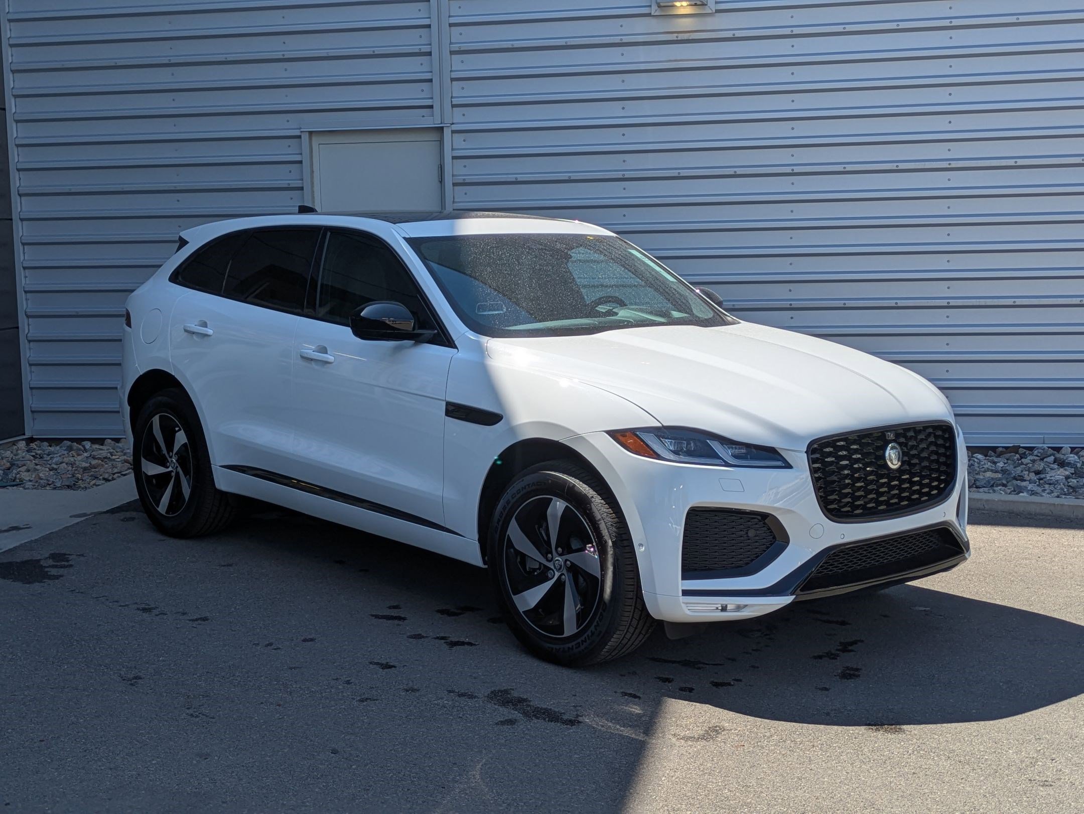 2026 Jaguar F-PACE P250 R-Dynamic S photo 7