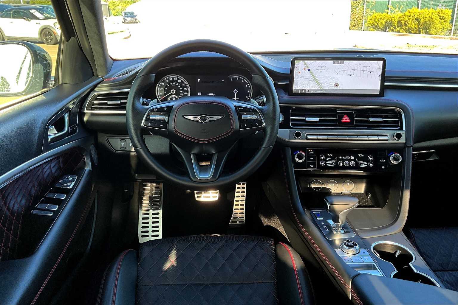 2025 Genesis G70 3.3T Sport Advanced photo 5