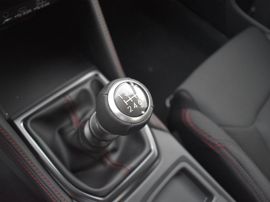 2025 Subaru WRX Premium photo 16