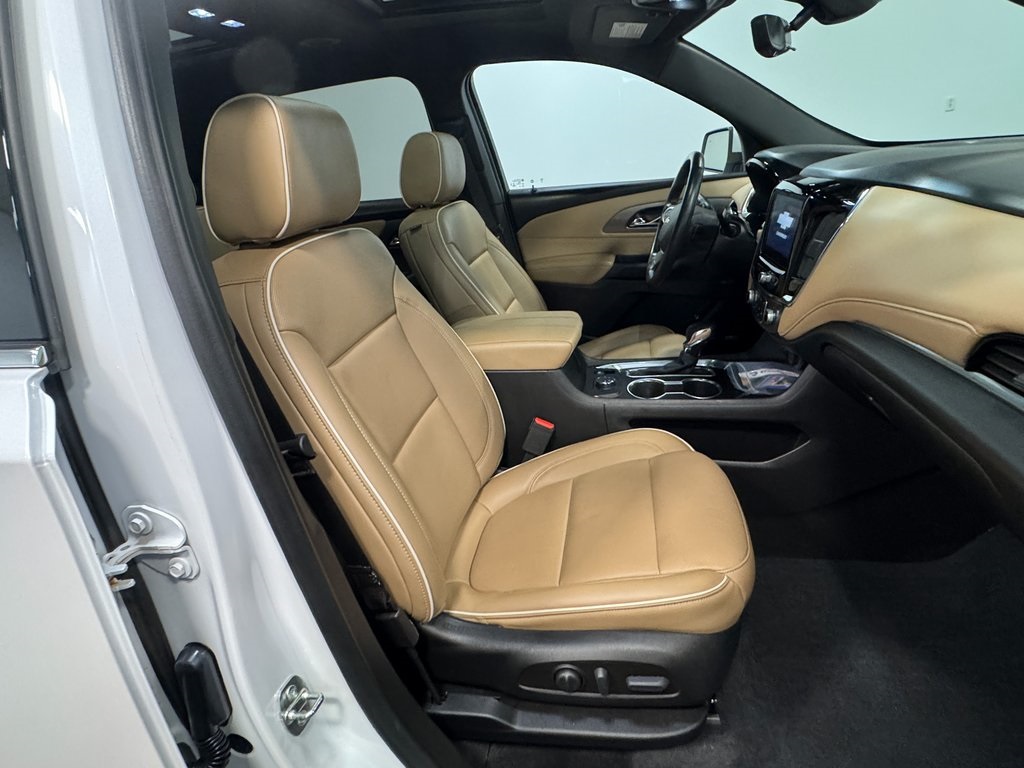 2023 Chevrolet Traverse Premier photo 8