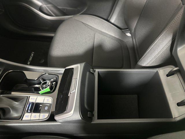2026 Hyundai Tucson SE photo 19