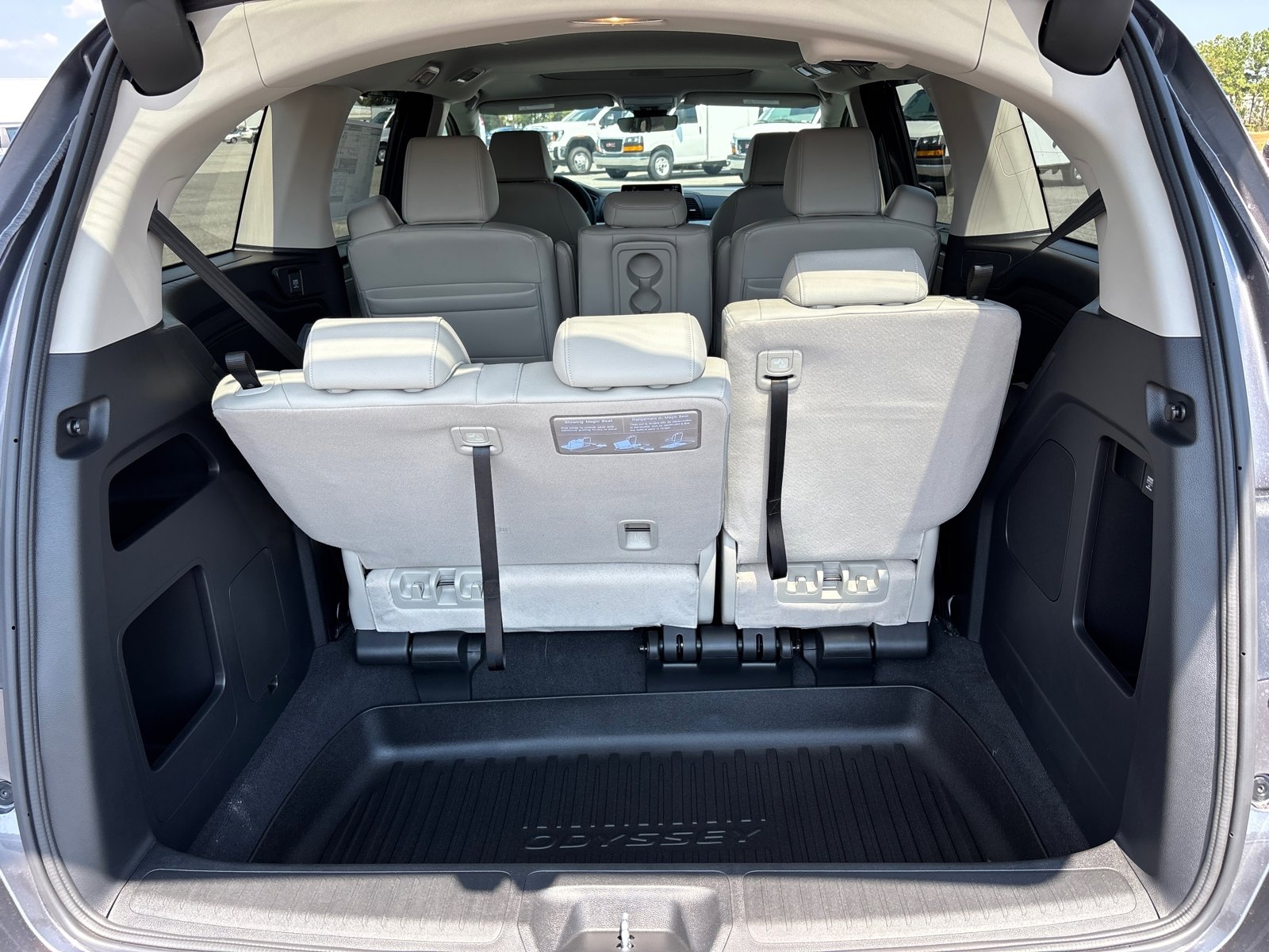 2026 Honda Odyssey EX-L photo 32