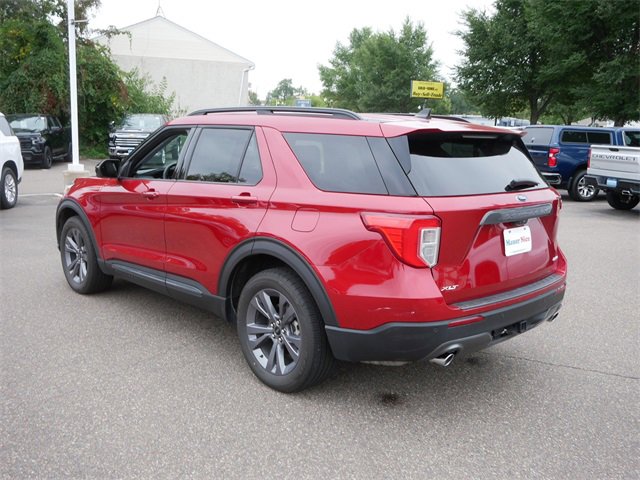 2023 Ford Explorer XLT photo 4