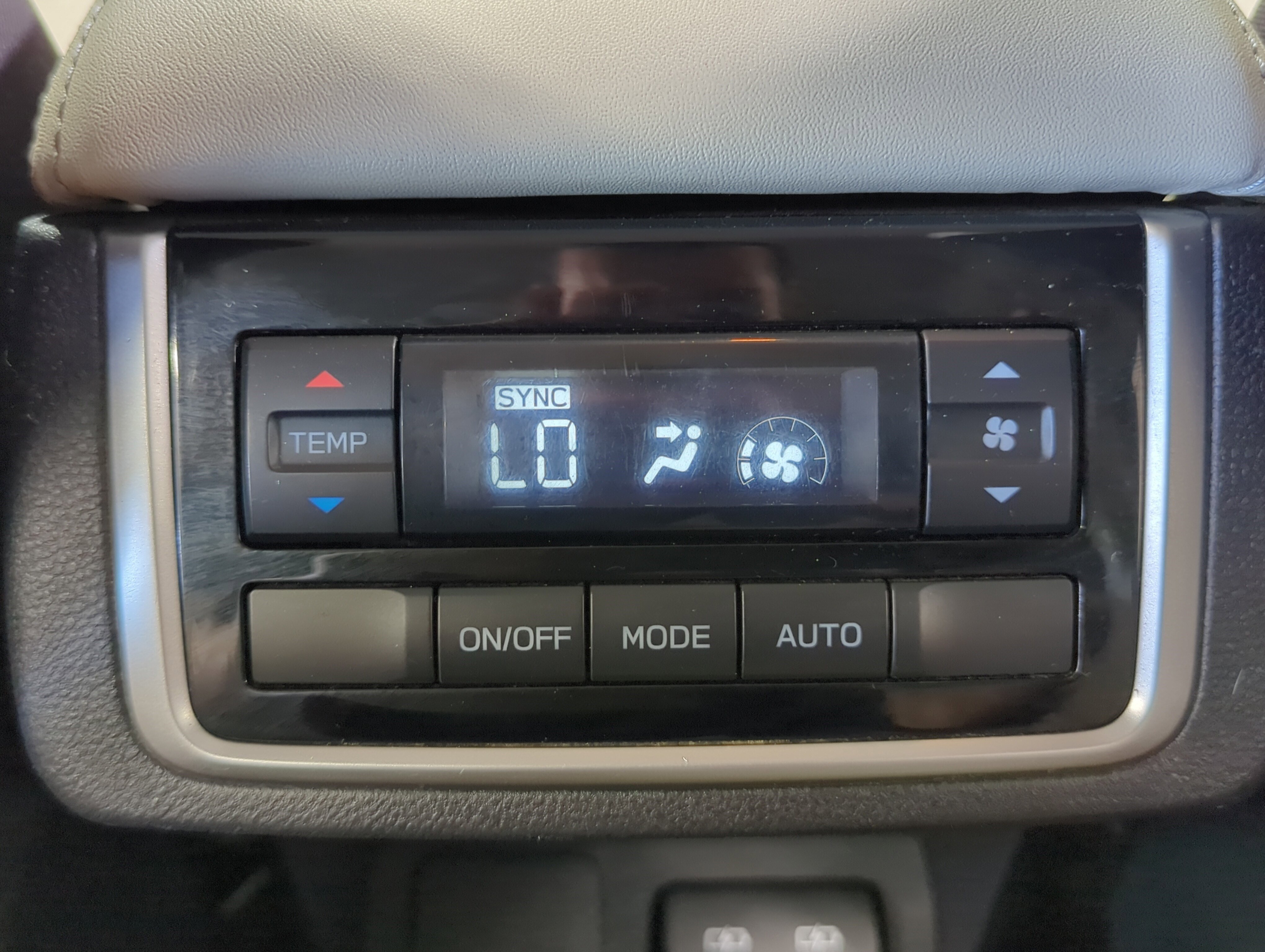 2021 Subaru Ascent Premium photo 22