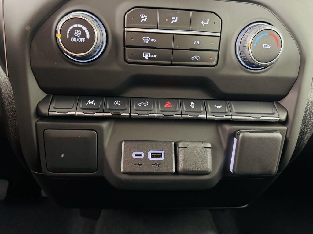 Used 2025 Gray Chevrolet Custom image 23