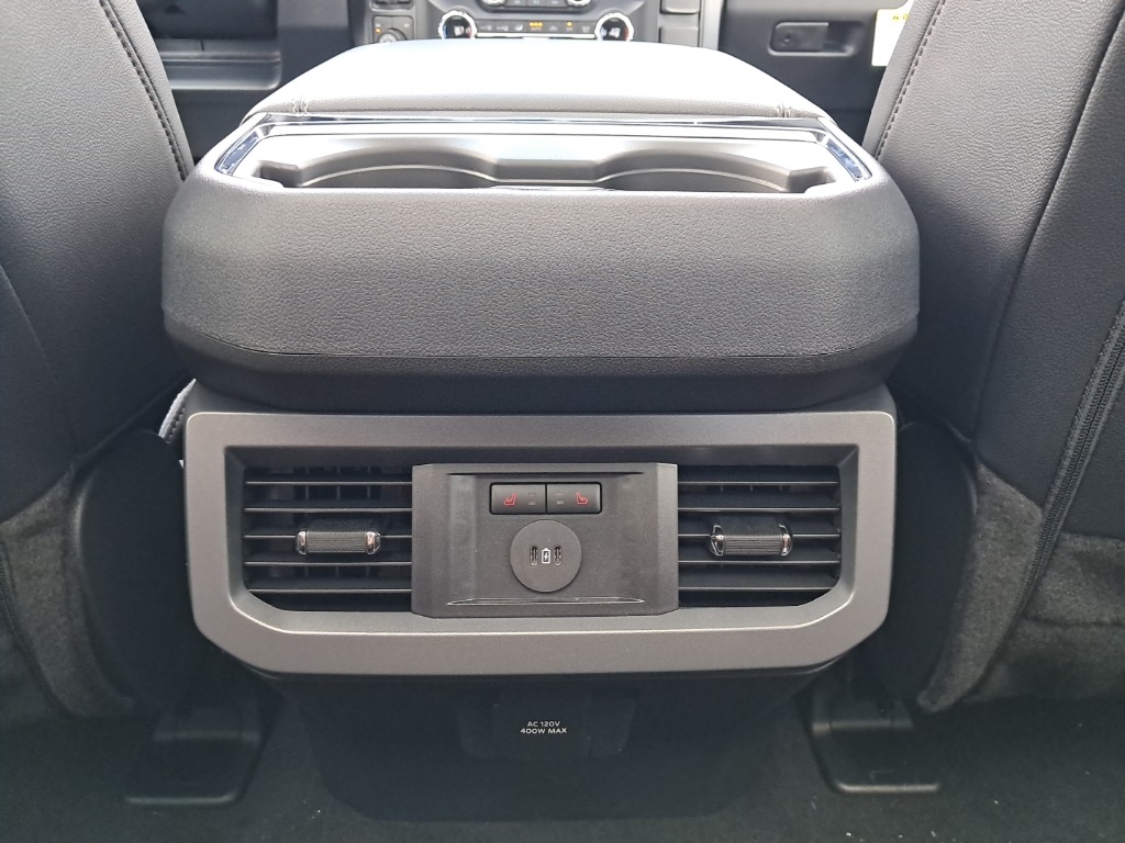 2025 Ford F-350 Lariat photo 23