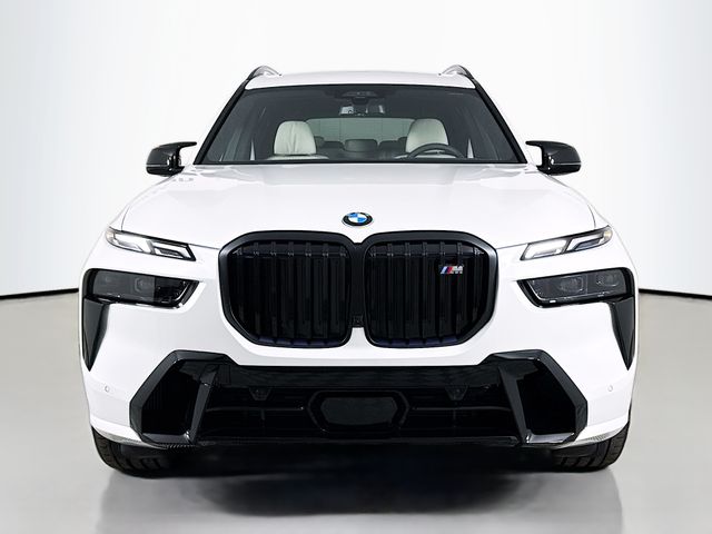 New 2026 White BMW M60i image 2